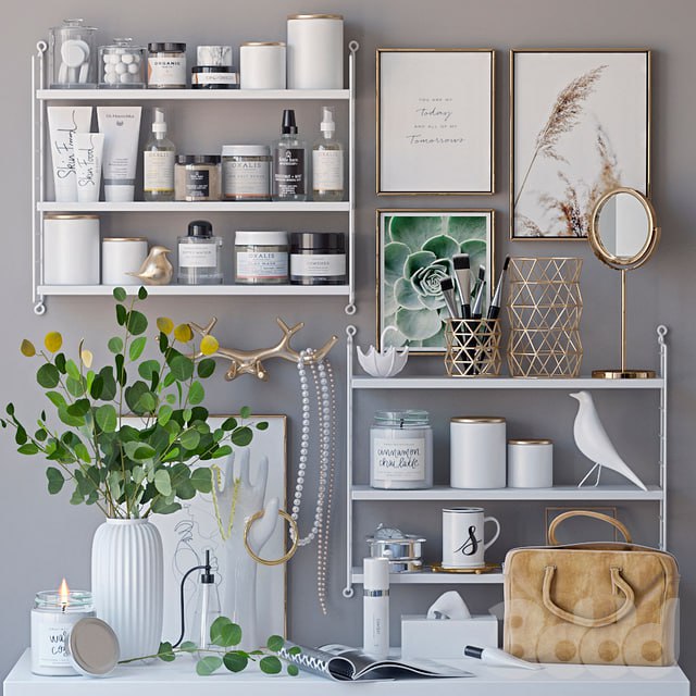 Decorative set for a dressing table