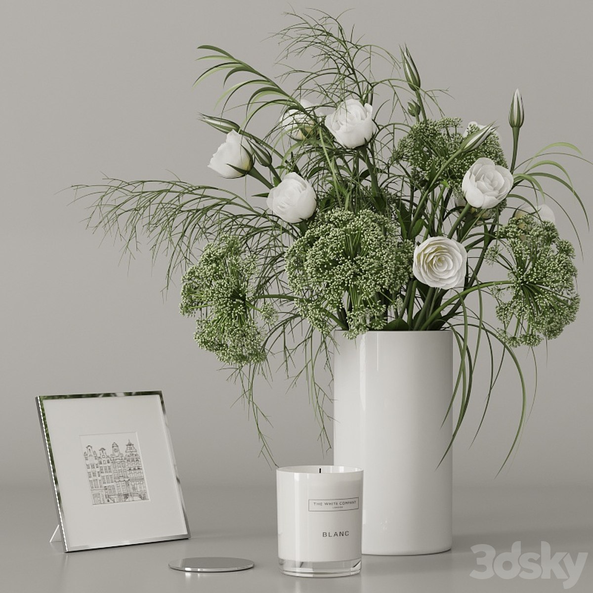 Decorative set with a green bouquet