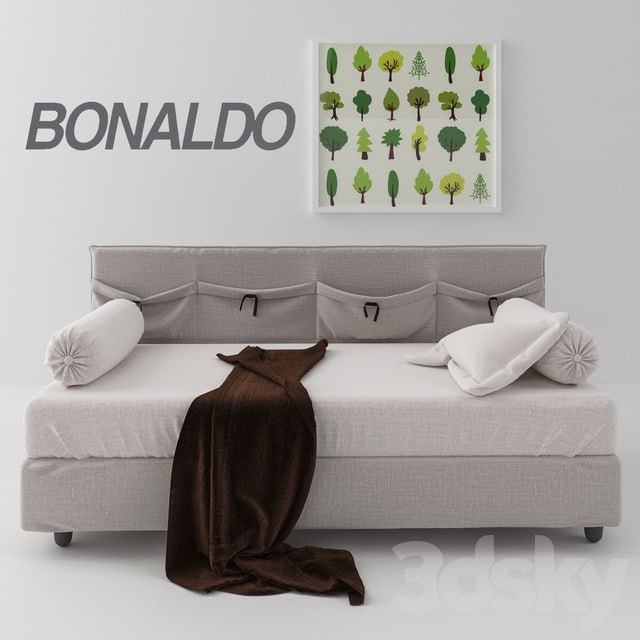 Bonaldo Pongo bed with pillows