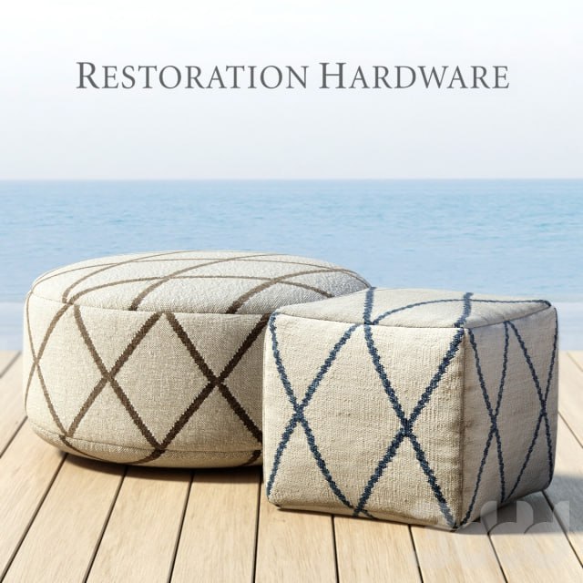 RH / OUTDOOR HAND-KNOTTED MOROCCAN TILE FLATWEAVE POUF