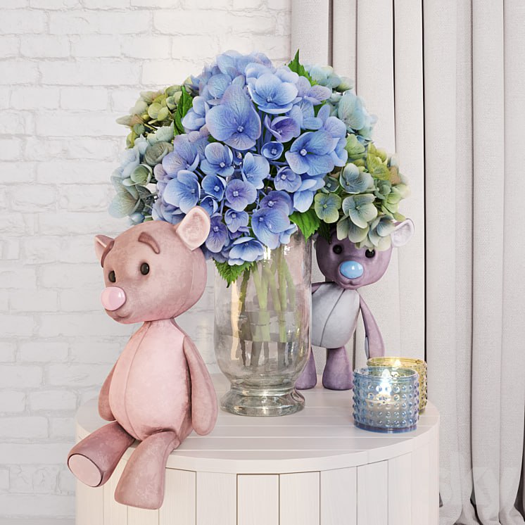 Decorative set with hydrangea