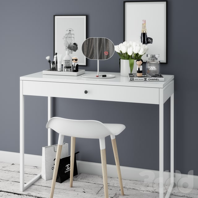 Dressing table
