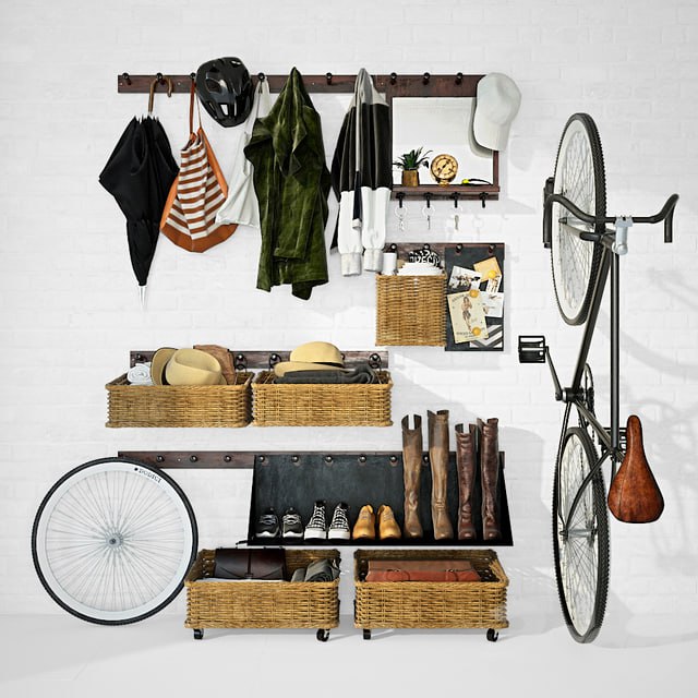 Hallway with filling